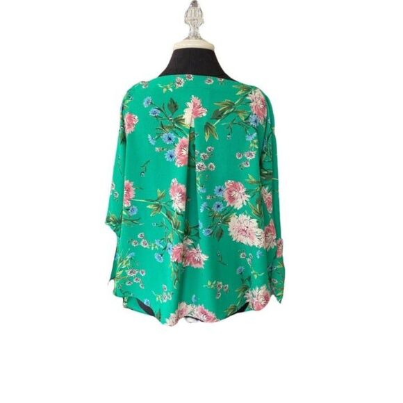 Status Women's Floral Shirt (XXL) - Picture 3 of 6